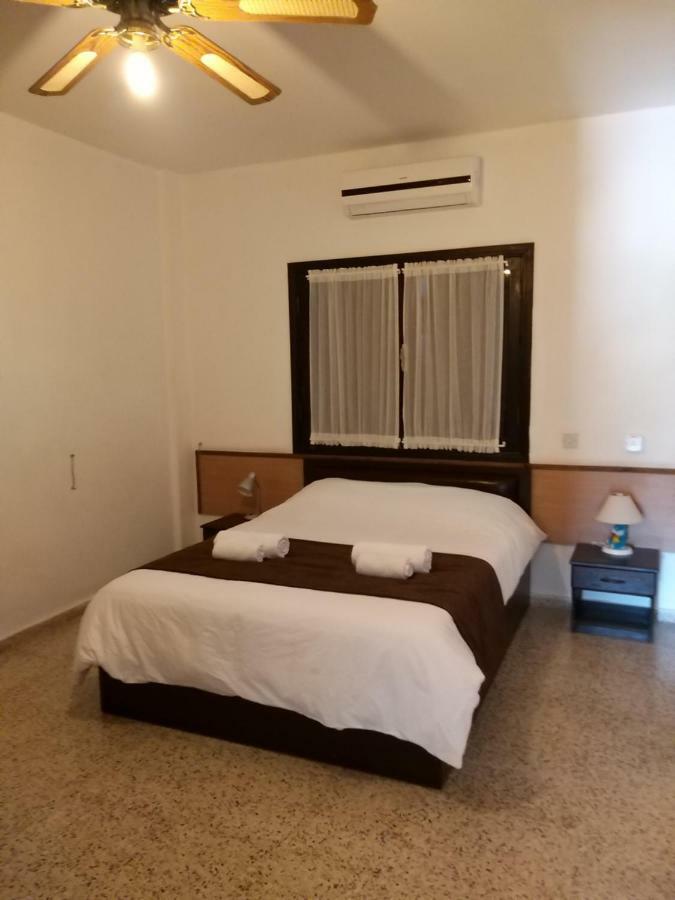 Balci Plaza Hotel And Balci Plaza Guest Bungalows Karpaz Peninsula Selenias Eksteriør billede