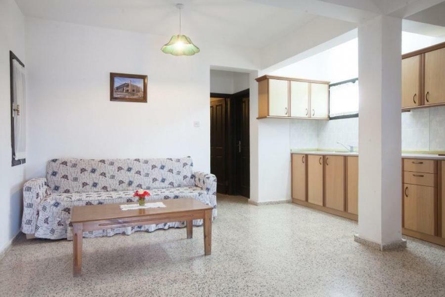 Balci Plaza Hotel And Balci Plaza Guest Bungalows Karpaz Peninsula Selenias Eksteriør billede